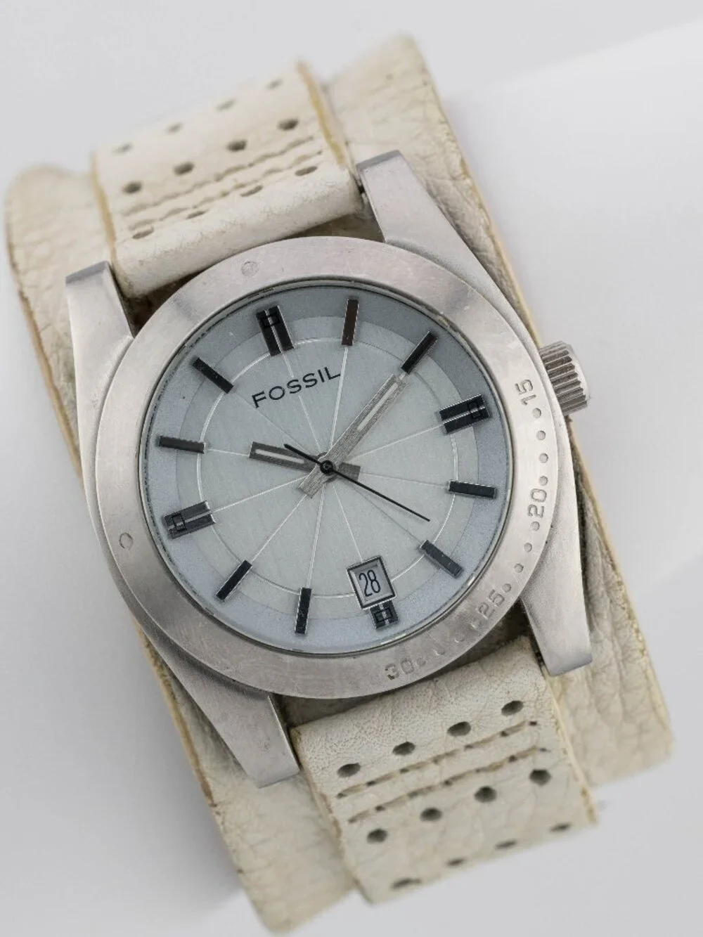 Fossil JR9407 White Leather Cuff Watch Quartz Analog Women's Fresh Battery